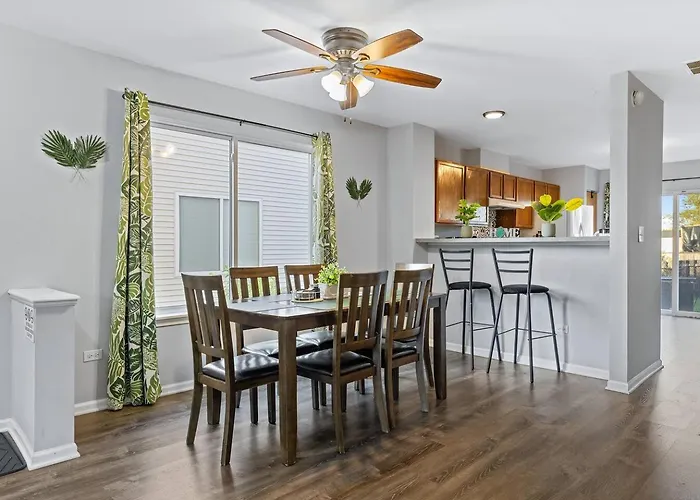 Quiet Area/petfriendly/wi-fi/5 Beds/1.5 Bath * Montgomery